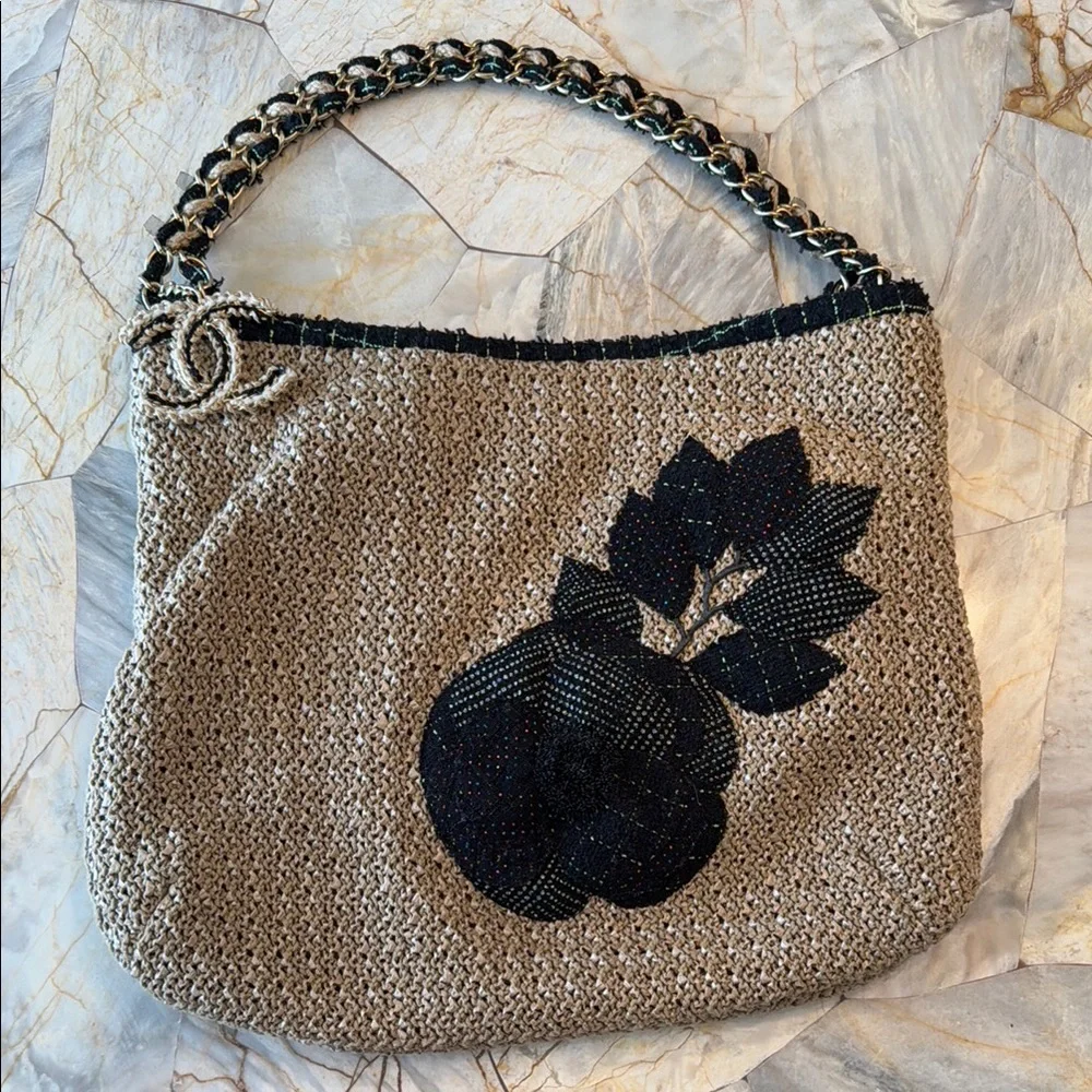 CHANEL Tan and Black Hobo Bag with Chunky Chain Handle - Picture 3 of 11